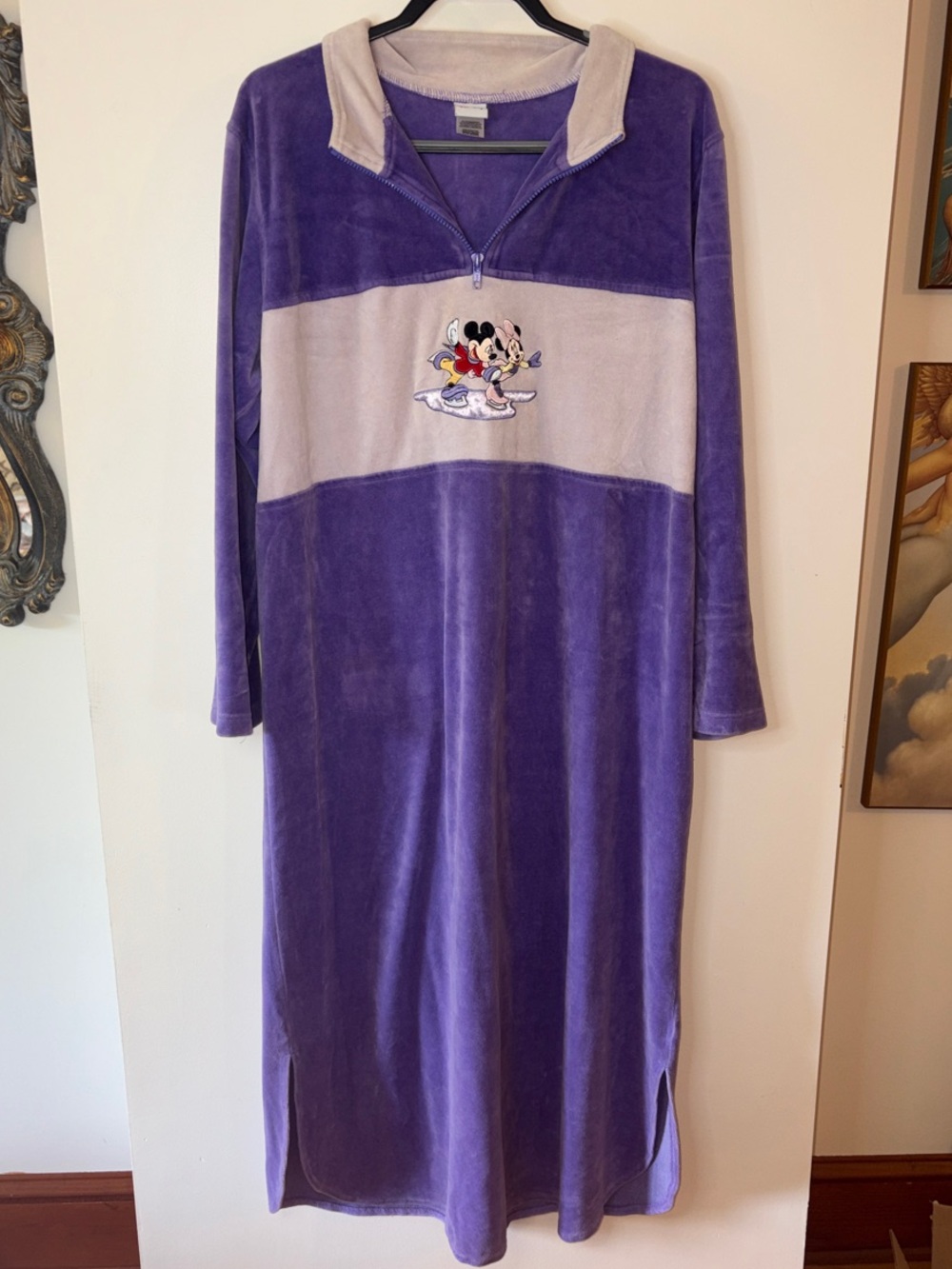 Disney Purple and Cream Plush women’s Nightgown with Mickey  Embroidery Size XL
